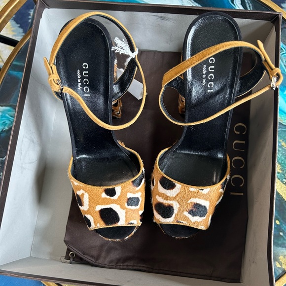 Gucci platform pumps 38s / NIB - Picture 10 of 10